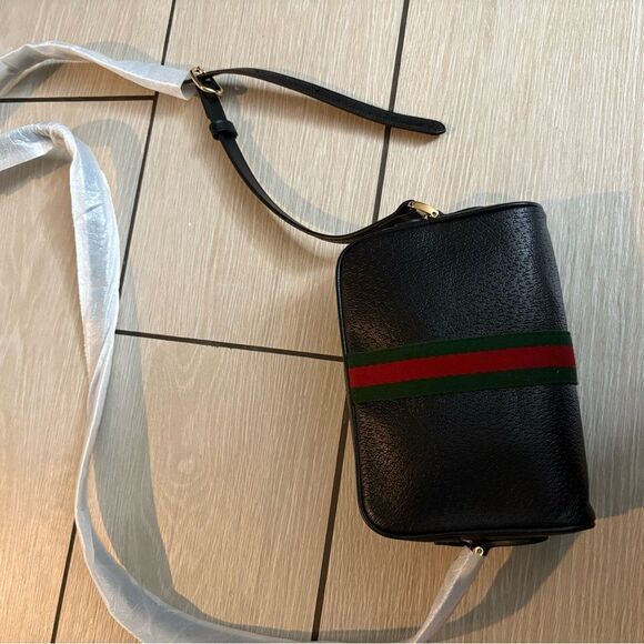 Brand new Gucci crossbody with dustbag and box Black Leather - Picture 6 of 10